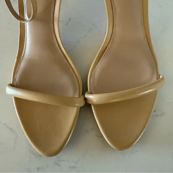 New Veronica Beard Sylvie Leather Ankle-Strap Stiletto sandal in wheat size: 6